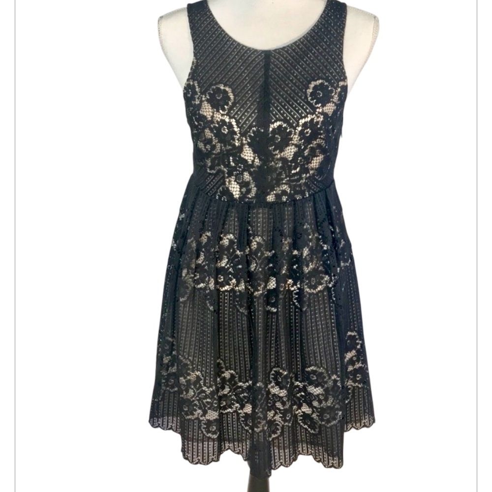 Free People Rocco Babydoll Sleeveless Sexy Black Lace Women's Size 2 coquette